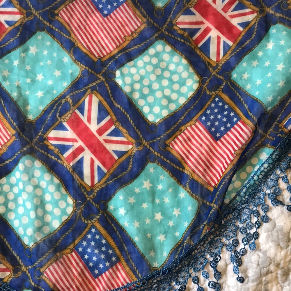 England/America Flag Scarf - Picture 2 of 4